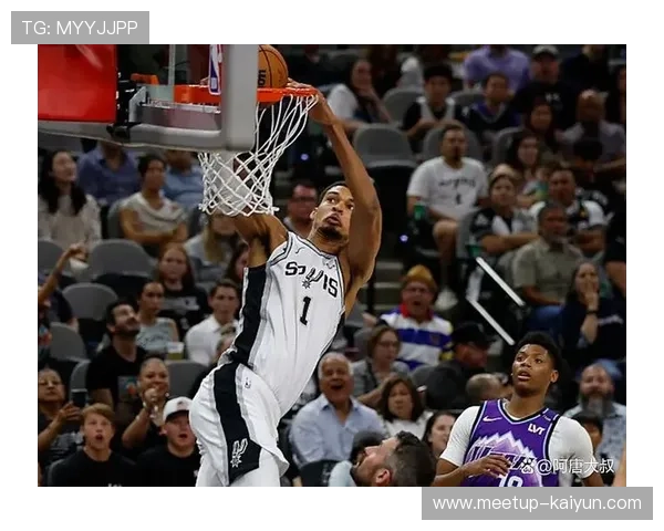 NBA焦点战再掀高潮巨星对决引爆季后赛格局风云谁主沉浮联盟震动